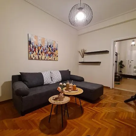 Lily's Place Apartment *